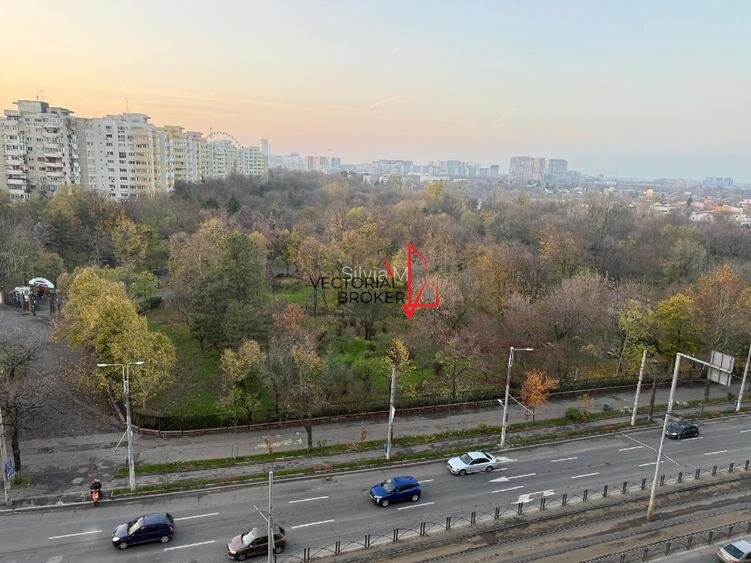 Doamna Ghica Apartament decomandat, bloc reabilitat vedere pe Parcul Doamna Ghica